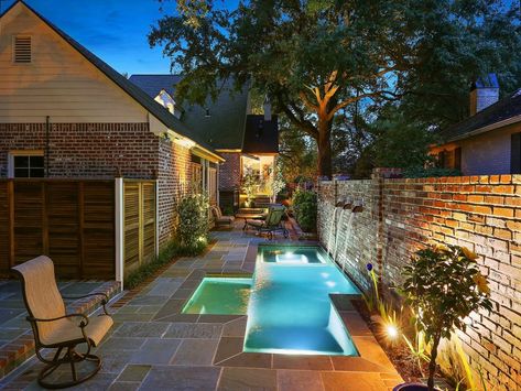 Cocktail Pools, Spool Pool, Small Pools Backyard, Pools For Small Yards, Pool Inspiration, Courtyard Pool, Small Swimming Pools, Mini Pool, Small Pool Design