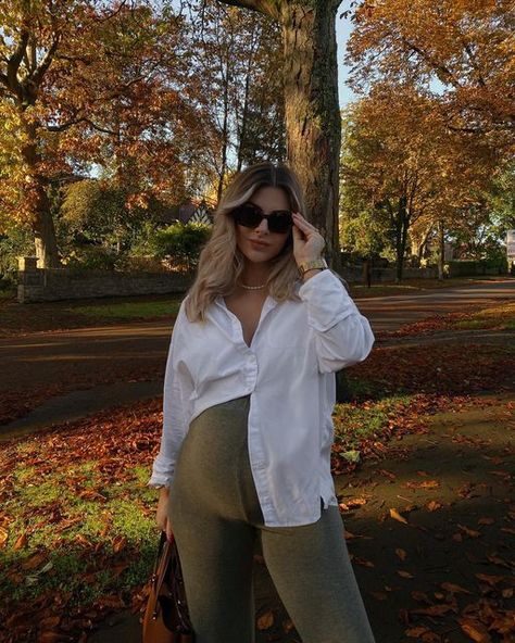 Lydia Rose on Instagram: "Autumn pregnancy outfits are my favourite 🥹🍂🤎" 9 Month Pregnant Outfits, Comfy Outfits For Fall, Cute Trendy Outfits, Lydia Rose, Prego Outfits, Fall Maternity Outfits, Casual Maternity Outfits, Winter Maternity Outfits, Cute Maternity Dresses