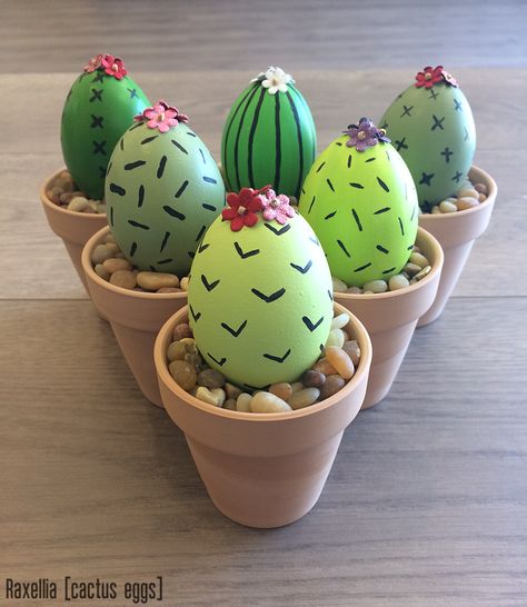 Egg Decorating Ideas, Egg Game, Cactus Craft, Seni Vintage, Cactus Diy, Decoration Easter, Easter Fabric, Diy Ostern, Easter Egg Designs