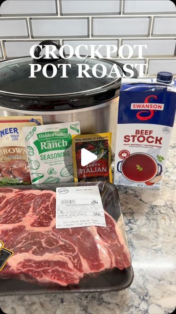 Pot Roast Crock Pot Recipes Easy, Easy Crockpot Roast, Pot Roast Crockpot, Chuck Roast Crock Pot Recipes, Roast Beef Crock Pot Recipes, Roast Crockpot, Beef Roast Crock Pot, Crockpot Pot Roast, Crockpot Roast Recipes