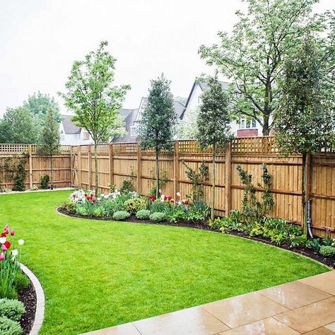 Rockery Ideas, Fence Trees, Colourful Images, Urban Garden Design, Desain Lanskap, Large Backyard, Landscape Designs, Backyard Garden Design, Backyard Fences