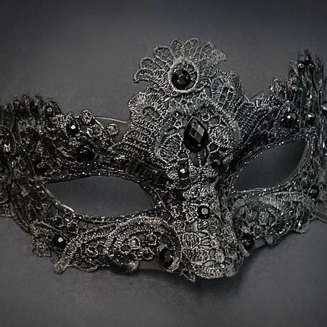 Lace Mask Masquerade, Lace Masquerade Mask, Masquerade Mask Black, Lace Masquerade Masks, العصور الوسطى, Makeup At Home, Paper Mache Mask, Mascaras Halloween, Macrame Lace