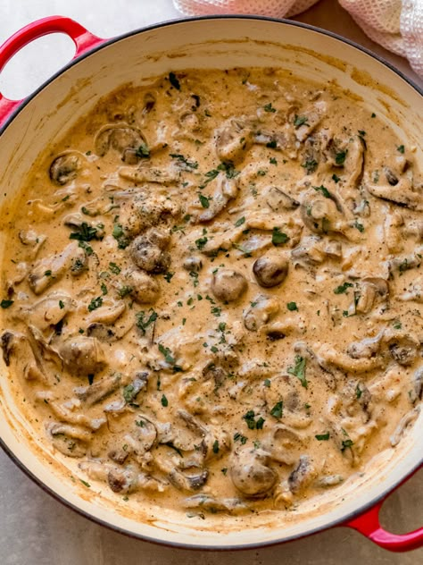 Delicious one-pot vegetarian meal! #stroganoff #vegetarian #mushrooms Vegetarian Stroganoff, Vegetarian Mushroom Recipes, Mushroom Stroganoff Recipe, One Pot Vegetarian, Mushroom Stroganoff, Cashew Cheese, Stroganoff Recipe, Vegetarian Meal, Vegetarian Dinners