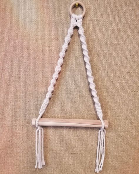 Macrame diy makrame macramee Macrame Paper Holder, Toilet Roll Holder Diy, Macrame Toilet Paper Holder, Diy Macrame Plant Hanger Tutorials, Ribbon Holders, Crochet Organizer, Macrame Plant Hanger Tutorial, Macrame Plant Hanger Patterns, Rope Projects