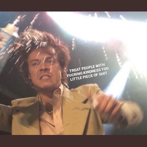 Harry Styles Reaction Pics, Harry Styles Memes, Gambar One Direction, 1d Funny, Harry Styles Funny, One Direction Photos, Harry Styles Cute, Harry Styles Wallpaper, One Direction Humor