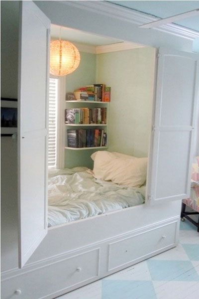 Bilik Tidur Perempuan, Unique Bed Design, Alcove Bed, Små Rum Lidt Plads, Design Ložnic, Hiasan Bilik Tidur, Bilik Idaman, Pelan Rumah, Hidden Bed