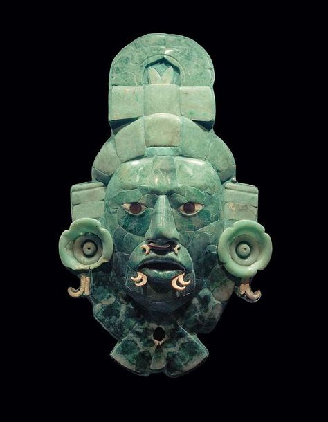 Jade mask, Mayan, c. 600CE Mayan Mask, Typographie Inspiration, South American Art, Maya Civilization, Maya Art, Mayan Art, Mayan Culture, Afrikaanse Kunst, Ancient Mayan