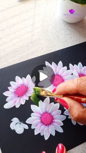 Painting Flowers On Wood Diy, Paint A Flower Easy, Easy To Paint Flowers, How To Paint A Flower, Water Painting Flowers, How To Paint Flowers Acrylic Easy Step By Step, Painted Flowers Easy, Flower Paintings Easy, How To Paint Flowers Acrylic