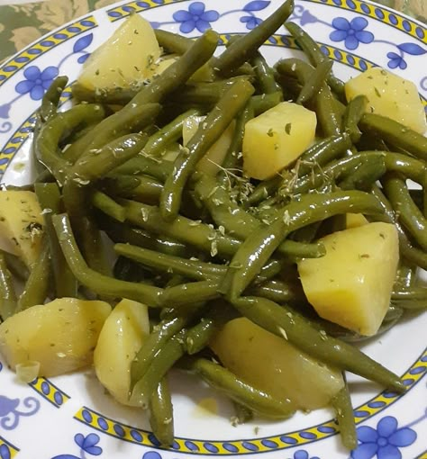 ITALIAN GREEN BEANS & POTATOES SALAD Italian Flat Beans, Italian Potato Salad With Green Beans, Italian Potatoes And Green Beans, Italian Green Bean Salad, Italian Green Beans And Potatoes, Italian Vegetable Sides, String Beans And Potatoes Recipes, String Beans And Potatoes, String Bean Salad