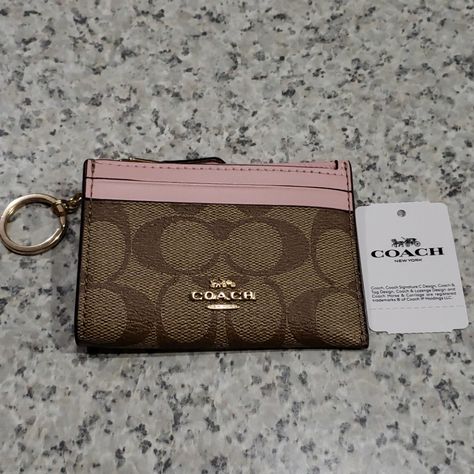 Nwt Coach Khaki Blossom Card Holder Coach Id Holder, Cardholder Wallet Coach, Coach Wallet Keychain, Coach Card Wallet, Card Holder Coach, Coach Card Case, Pink Coach Wallet, Aesthetic Keychains For Car Keys, Coach Wallet Aesthetic