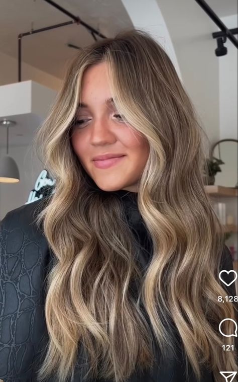 Bright Money Piece, Money Piece, Hair Color Trends, Hair Color Ideas, Color Trends, Brown Hair, Balayage, Highlights, Hair Color