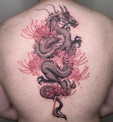 Spider Lily Tattoo, Black Dragon Tattoo, Dragon Tattoo Drawing, Dragon Tattoo Meaning, Lily Tattoo Design, Red Dragon Tattoo, Tato Naga, Dragon Tattoo Ideas, Spine Tattoo Ideas