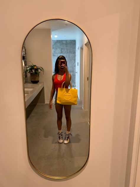 Medium Telfar Bag Outfit, Yellow Telfar Bag, Yellow Outfit Summer, Yellow Telfar, Telfar Bag Medium, Telfar Medium Bag, Medium Telfar Bag, Telfar Bag Outfit, Medium Telfar