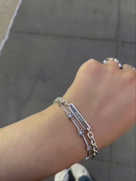 Aesthetic Bracelets Silver, Silver Jewels Aesthetic, Silver Jewelry Astethic, Pandora Stargirl Bracelet, Silver Jewelry Pandora, Bracelet Silver Aesthetic, Jewlrey Aesthic Silver, Stargirl Jewelry, Silver Bracelets Aesthetic