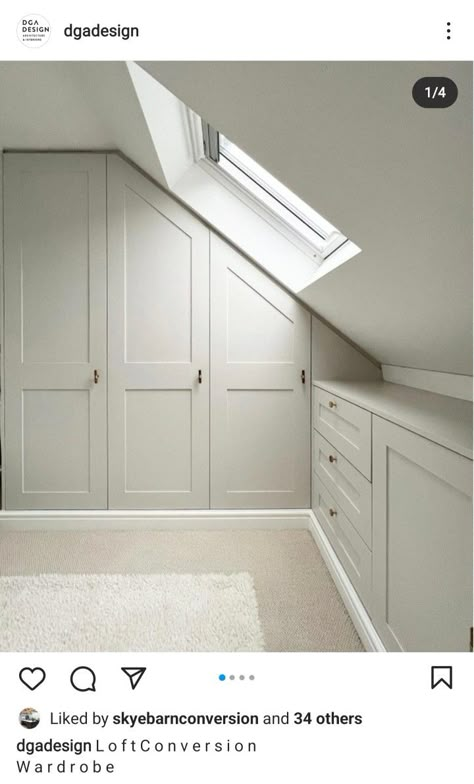 Loft Bedroom Decor, Dormer Bedroom, Loft Conversion Bedroom, تحت الدرج, Attic Bedroom Storage, Built In Wardrobes, Attic Wardrobe, Bedroom Built In Wardrobe, Attic Bedroom Designs