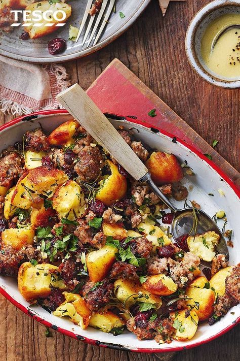 If you can resist eating them all on Christmas or Sunday , turn leftover roasties into this potato and stuffing hash. With crispy stuffing, fragrant herbs and juicy cranberries, this makes the ultimate festive bake. Quick budget family meal recipe ideas for Monday , serve up with leftover roast meats  | Tesco Christmas Food Recipes Appetizers, Christmas Savoury Baking, Christmas Meal For 2, Christmas Food Vegetarian, Christmas Food Ideas Savoury, Festive Dinner Ideas, Savoury Christmas Food, Christmas Savoury Food, Christmas Recipes Savory