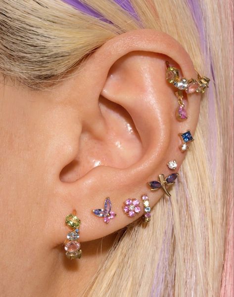 Cool Ear Piercings, Pretty Ear Piercings, Jewelry Accessories Ideas, Funky Jewelry, Cz Earrings, Stud Earrings Set, Jewelry Inspo, Dream Jewelry, Pretty Jewellery