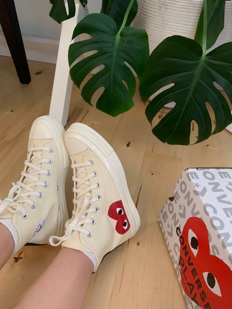 Cdg converse, cream Cdg converse, sneakers, shoes, shoe inspo, cdg, converse play, cute shoes Cdg Converse Cream, Converse Play Outfit, Converse Cdg Outfit, Cdg Shoes, Cdg Converse Outfit, Converse Heels, Converse Cdg, Cdg Play Converse, Converse Cream