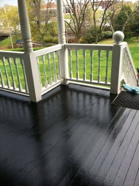 glossy black porch floor---rails are already this color Black Porch, Farmhouse Paint Colors Interior, Painted Bricks, Cottage Front Doors, Porch Landscaping, Porch Paint, Concrete Patios, White Patio, House Front Porch