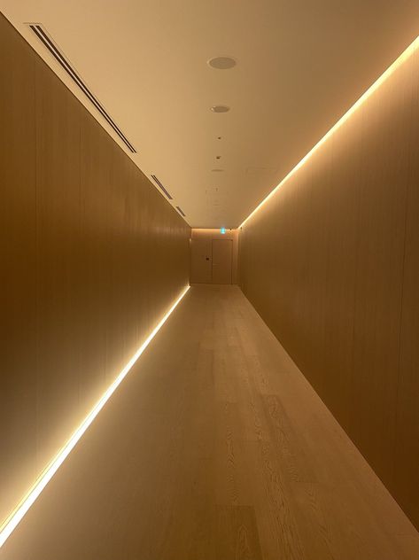 Indirect Ambient Lighting, Exposed Ceiling Lighting, Lobby Lighting, Hotel Hallway, Corridor Design, Architectural Lighting Design, Corridor Lighting, Entrance Modern, Cove Lighting