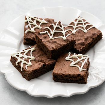 Simple Frosting, Brownies Chewy, Plat Halloween, Läskig Halloween, Halloween Deserts, Halloween Brownies, Brownies Recipes, Postres Halloween, Recetas Halloween