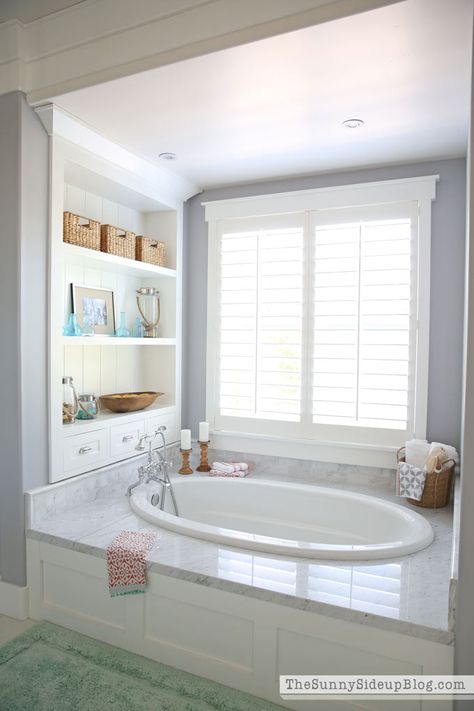 Makeover Kamar Mandi, Beautiful Master Bathrooms, Bathtub Remodel, Small Remodel, Master Bath Remodel, Bathroom Tub, White Bath, Bathroom Remodel Designs, Trendy Bathroom