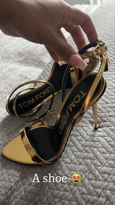 Sasha Ellese, Tom Ford Heels, Elegant Shoes Heels, Pretty Heels, Heels Aesthetic, Pretty Shoes Sneakers, Shoes Heels Classy, Heels Outfits, Fresh Shoes