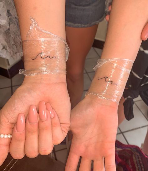 Wave Friendship Tattoo, Sister Wave Tattoos, Hawaiian Best Friend Tattoos, Couples Wave Tattoo, Hawaiian Sister Tattoos, Mother Daughter Wave Tattoos, Best Friend Wave Tattoos, 3 Waves Tattoo, Best Friend Tattoos Beach Theme