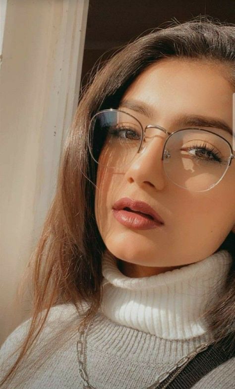 Trendy Specs For Women, Specs For Round Face For Women, Specs For Round Face, Specs Frames Women, Glasses Frames For Girl, Frames For Round Faces, Clear Glasses Frames Women, Glasses Women Fashion Eyeglasses, Spectacles Women