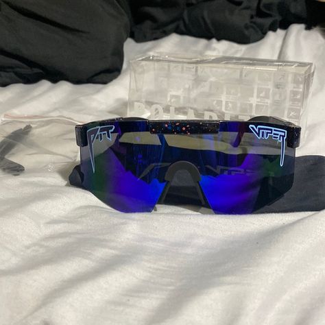 Brand New Pit Vipers Throw Me An Offer Softball Glasses, Viper Glasses, Pit Viper Glasses, Pit Viper Sunglasses, Pit Vipers, Drukarka 3d, Black Panther Art, Football Accessories, Cowgirl Accessories