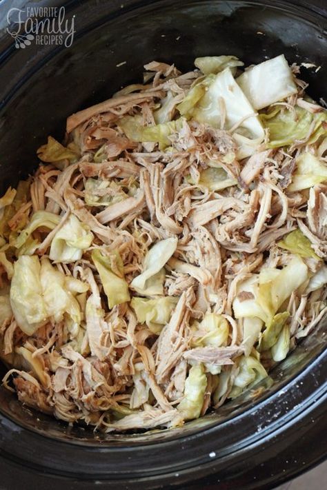 Kaluha Pork, Kalua Pork Crockpot, Slow Cooker Kalua Pork, Pork With Cabbage, Cabbage Slow Cooker, Dinner Pork, Crockpot Pork Roast, Hawaiian Recipes, Kalua Pork