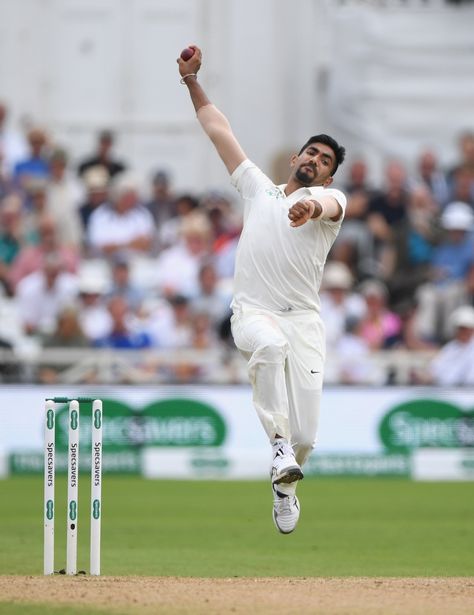 Bumrah Bowling, Bowling Wallpaper, Cricket Books, Indian Cricketers, Jasprit Bumrah, Fast Bowling, Kohli Wallpapers, Cricket Players, Virat Kohli Wallpapers