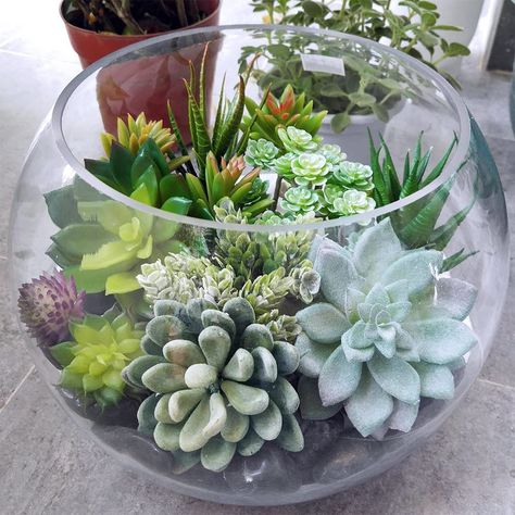 Wedding Centerpieces Floral, Fake Flowers Decor, Artificial Succulent Arrangements, Plant Centerpieces, Indoor Plants Styling, Succulent Bouquet, Succulent Centerpieces, Fake Succulents, Indoor Plant Care