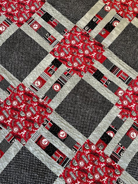 Excited to share the latest addition to my #etsy shop: Alabama Collegiate Quilt https://etsy.me/3ET6lYw #kid #cotton #bama #collegiate #officialfabrics #university #alabama #gameday #tailgating Alabama Quilt, University Alabama, Univ Of Alabama, Football Quilt, Sports Quilts, Sewing Quilts, Quilting Designs Patterns, Card Pattern, Designs Patterns