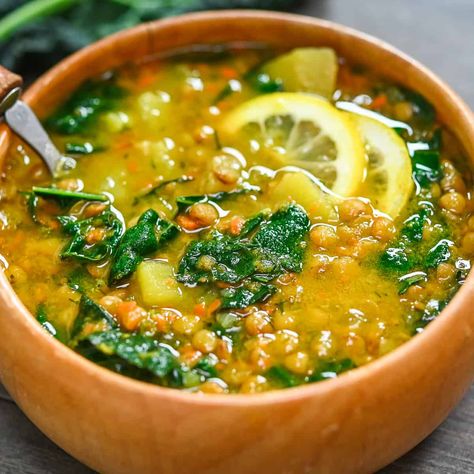 Lemon Lentil Soup Recipe, Lemon Lentil Soup, Lemon Lentil, Salad Appetizer Cups, Lentil Soup Recipe, Meatless Recipes, Lentil Soup Recipes, Kale Soup, Delicious Soup Recipes