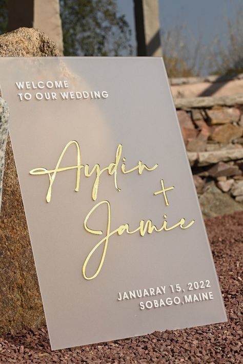 Frosted Acrylic Wedding Welcome Sign acrylic Welcome Sign - Etsy Vietnam Wedding Welcome Sign Acrylic, Wedding Dekorasi, Welcome Sign Acrylic, Acrylic Wedding Welcome Sign, Wedding Entrance Sign, Entrance Signage, Acrylic Welcome Sign, Acrylic Wedding Sign, Reception Entrance