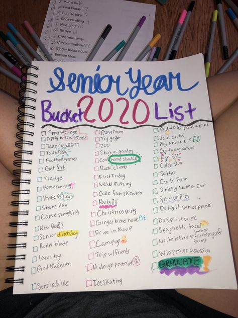 Senior Stuff To Do, Senior Year Playlist, Senior Year Bucket List, Year Bucket List, Graduation Things, Senior Year Things, Senior Things, Senior Year Fun, Sr 25