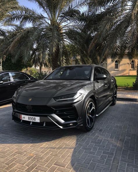 Lambo Urus, Carros Lamborghini, Mobil Bmw, مرسيدس بنز, Aston Martin Cars, Aston Martin Vanquish, Top Luxury Cars, Fiat 600, Porsche Classic