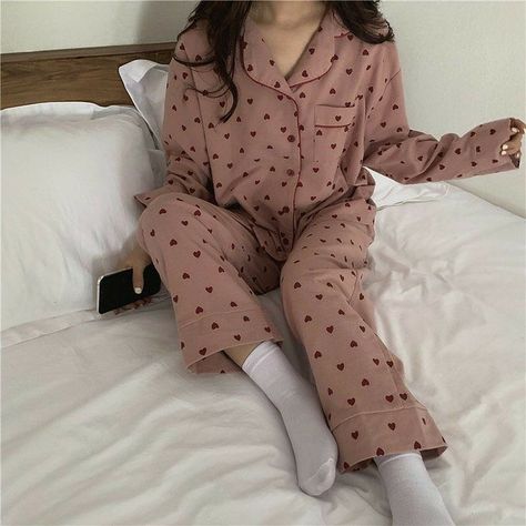 Cute Night Outfits, Spring Sleepwear, Korean Pajamas, Pajamas Aesthetic, Pijamas Women, Night Pajama, Mode Kawaii, Pajama Fashion, Cute Pjs