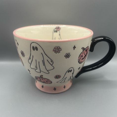 Potters Studio Pink Ghost Pumpkin And Flower Halloween Mug New Cute Mug Pottery Painting Ideas, Halloween Ceramics Ideas Painting, Fall Painted Pottery, Halloween Pottery Ideas Painted, Pottery Painting Ideas Halloween, Halloween Pottery Painting Ideas, Pottery Painting Halloween, Halloween Pottery Painting, Potters Studio