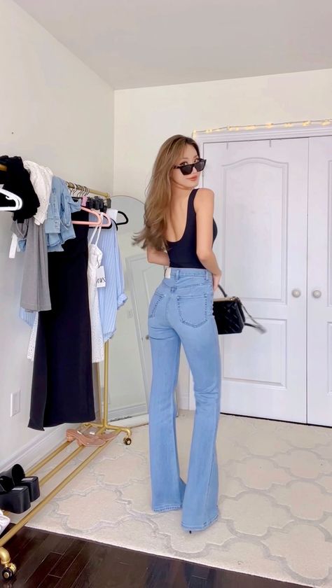 Kerina Wang, Flare Jeans Outfit, More Confidence, Teenage Fashion, Brand Me, Black Sunglasses, Teenage Fashion Outfits, Jean Outfits, Spring Outfit