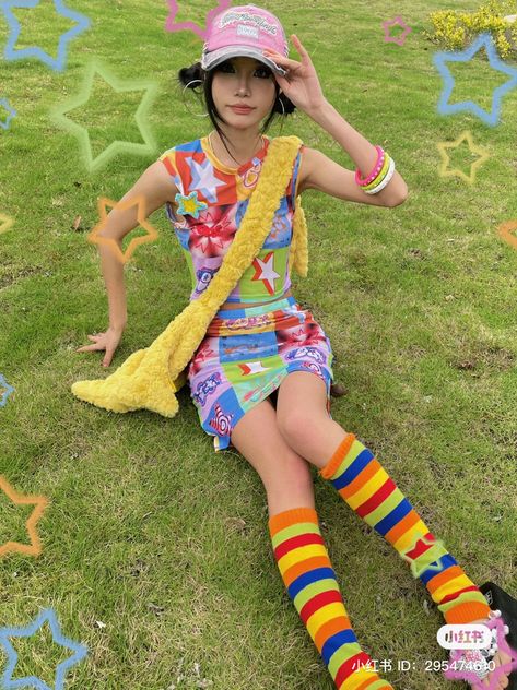 Y2k Bright Outfits, Y2k Colorful Outfits, Bright Y2k Outfits, Nostalgiacore Outfit, 80s Pool Party Outfit, Decora Outfits Aesthetic, Japanese Kidcore, Candy Core Outfits, Pool Party Outfit Aesthetic