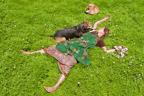 These lawn alternatives are great for the environment, your wallet and your nose | Heifer International Alternatives To Grass Lawns, Chamomile Lawn, Water Preservation, Grass Alternative, Lawn Alternatives, Drought Resistant, Desert Garden, Green Lawn, Green Carpet