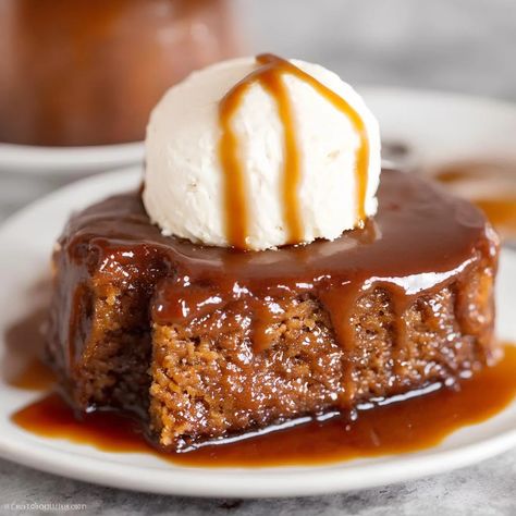 Sticky Toffee Pudding Recipe Toffee Dessert, Sticky Toffee Pudding Cake, Sticky Pudding, Sponge Pudding, Beautiful Baking, Sticky Date, Sticky Date Pudding, Sweet Bakes, Date Pudding