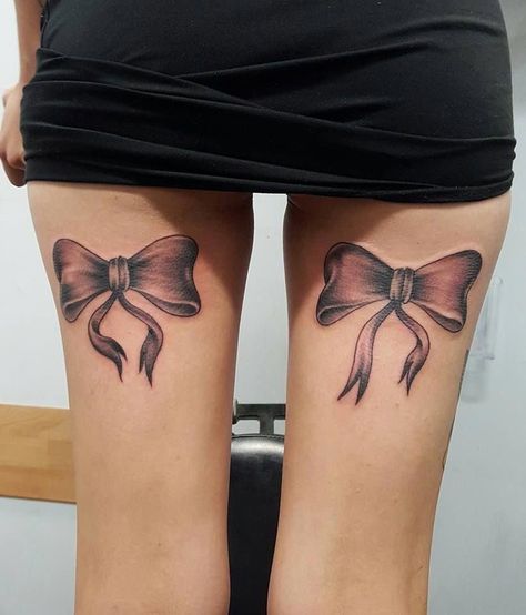 Back Of Thigh Tattoo Women, Traditional Tattoo Ribbon, Bow Tattoo Thigh, Corset Tattoo, Lace Bow Tattoos, Back Of Thigh Tattoo, Butterfly Thigh Tattoo, Bow Tattoos, Back Of Leg Tattoos