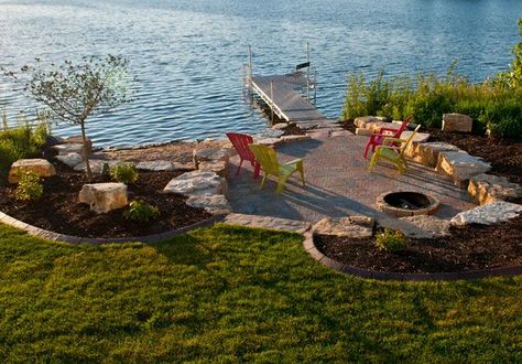 Lakeside lounge area/beach Lake Landscaping, Backyard Trees, Lake Dock, Lakeside Living, Haus Am See, Pond Landscaping, Asian Garden, Piscina Natural, Landscape Edging