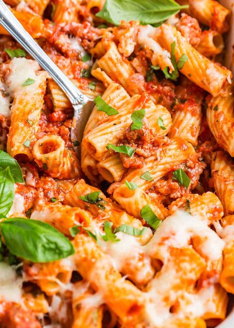 Baked Rigatoni - I Heart Naptime Pasta And Meat Sauce, Cheese Rigatoni, Rigatoni Pasta Recipes, Rigatoni Recipes, Easy Baked Ziti, Baked Rigatoni, Rigatoni Pasta, I Heart Naptime, Classic Italian Dishes