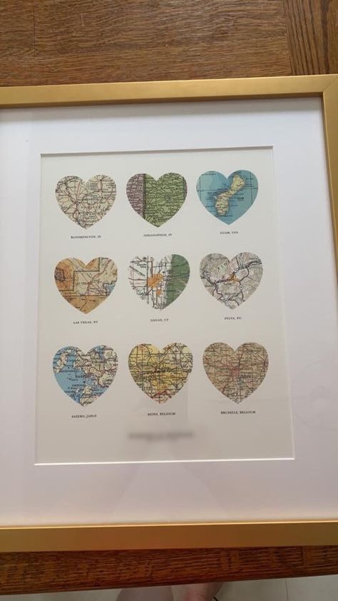 Family Map Ideas, Diy Map, Spouse Gifts, Map Crafts, Anniversaire Diy, Anniversary Frame, Best Boyfriend Gifts, Hearts Print, Bf Gifts