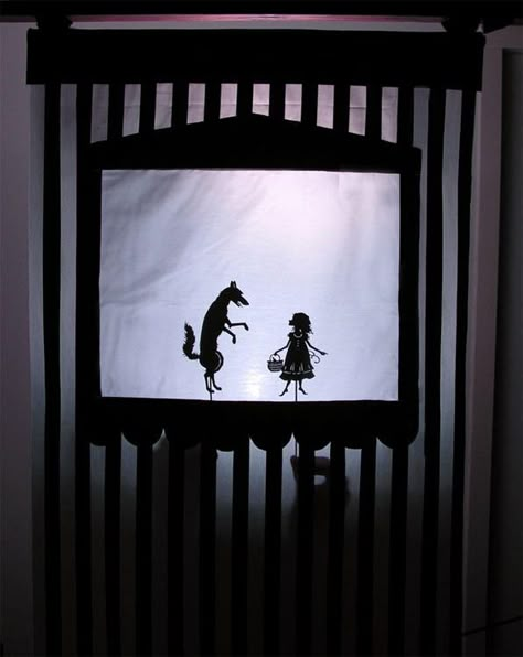 DIY Shadow Theater 2 by PaperTales Shadow Puppet Theater, Shadow Theater, Puppet Stage, Theatre Diy, Puppet Theaters, Shadow Theatre, Puppets Diy, Toy Theatre, Kids Theater