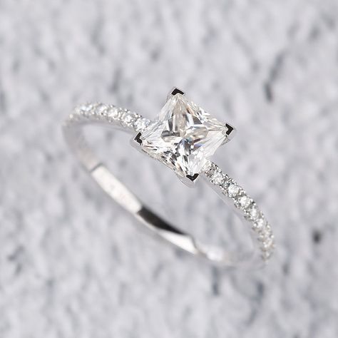 Gold Princess Cut Ring, Princess Wedding Rings, Wedding Rings Princess Cut, Engagement Ring Moissanite, Engagement Rings Princess, Princess Cut Moissanite, Cute Engagement Rings, Future Engagement Rings, Engagement Ring For Her